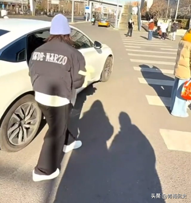 全红婵重返国家队，身高接近170，笑容满面留起长发，瘦了不少