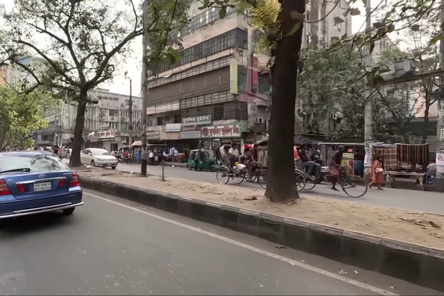 船到孟加拉，船员邂逅当地女人，惊喜连连，临走的告白令人感动