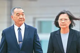 台军金门演习在即，解放军对台摊牌，邱国正火速辞职，蔡英文不准图片