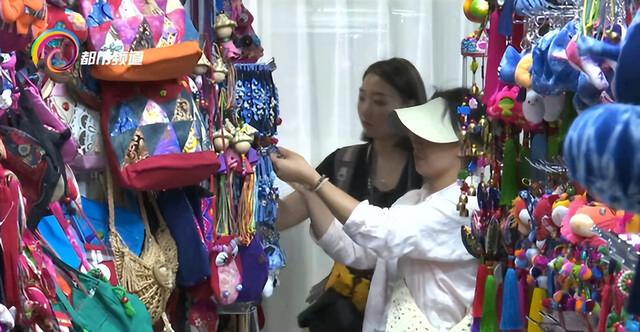 昆明伴手礼：把民族风情带回家