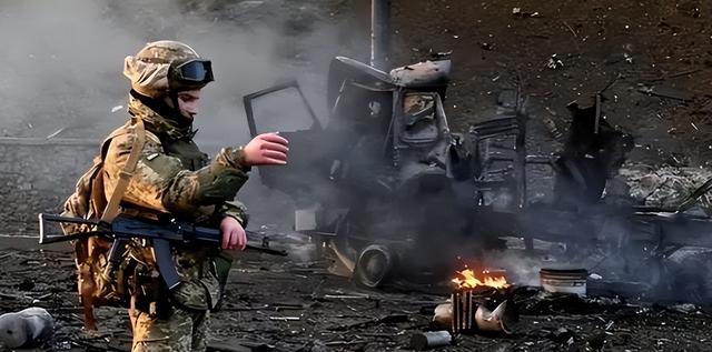 高市仍不死心！中方发出最后警告，中日爆发战争的可能性有多高？