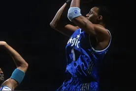 左右手无差别进攻有多难？NBA只有5人能做到 杜登都不行图片