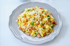 一碗炒饭下肚，男子多脏器衰竭？这4类食物最好别隔夜吃图片