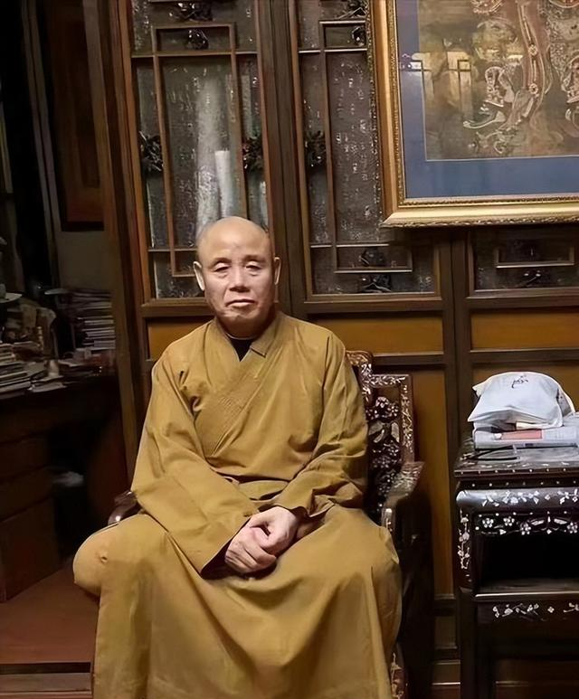 原来他就是佛教协会会长	，初中毕业一路高升，释永信曾仅是副会长