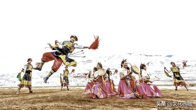 西藏“东大门”！被90%游客错过的宝藏城市，藏着世界级奇观！