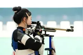 黄雨婷，又夺冠了！再添1金1铜图片