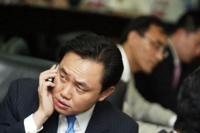 国家出手抓的4位首富，罪行太恶劣，坑惨老百姓	，个个不值得原谅