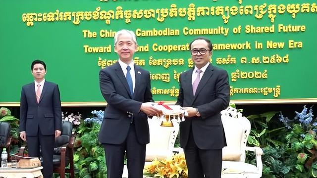 难怪中国一直按兵不动！正式介入柬泰局势后，特朗普才发现不对劲