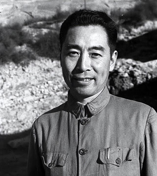 毛主席逝世仅一年，北京市委书记被开除党籍，表示永远是党的女儿