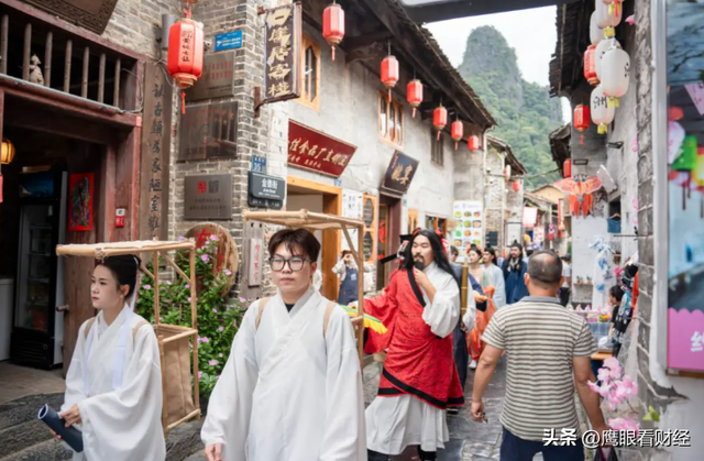 投资几十亿打水漂！人造古镇正在批量倒闭，出路在哪？