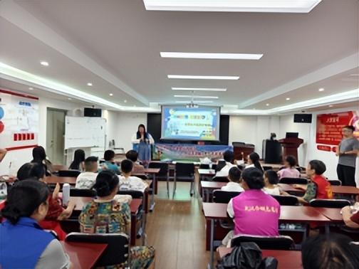 吴兴社区成功举办“银龄智慧·童趣科学”代际共融科普活动