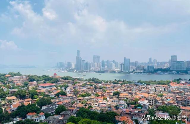 厦门金门门对门，地缘互通同胞城：饮泉州水吃漳州菜与鹭岛共生！