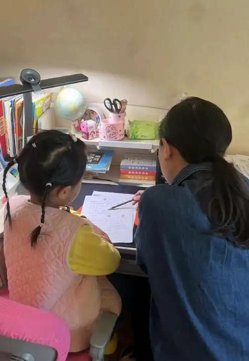 教育部扔下重磅炸弹：2026年开始，全国一律不准再买校外商业试卷