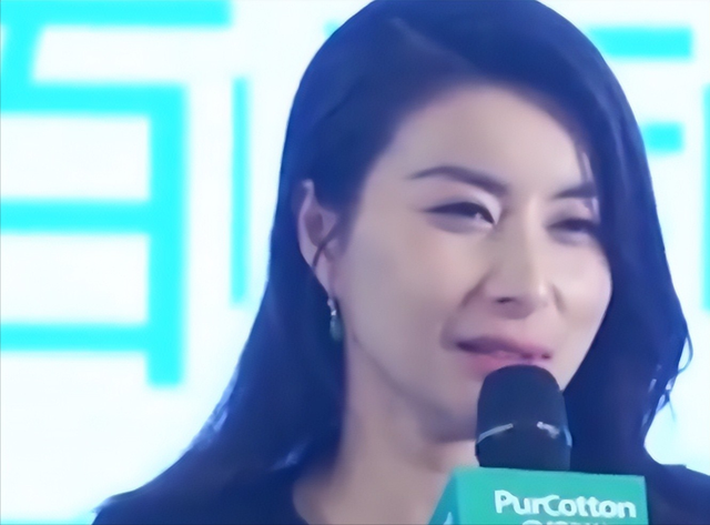 霍震霆也没想到	，被寄予厚望的儿媳郭晶晶，竟遭到一个这么大教训