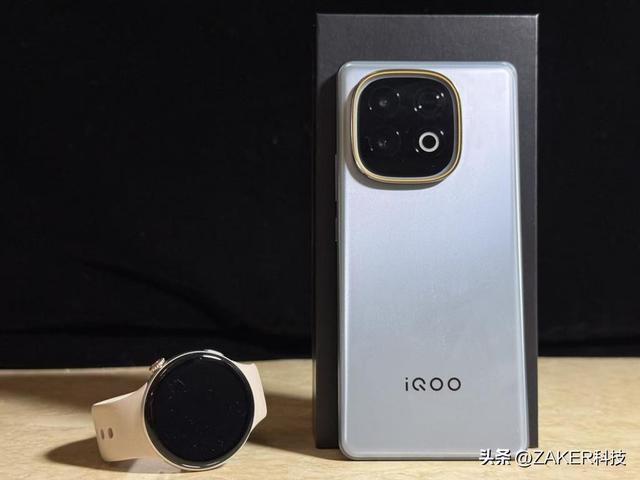 iQOO Z10 Turbo+实测：平民游戏神机，性能续航一手抓