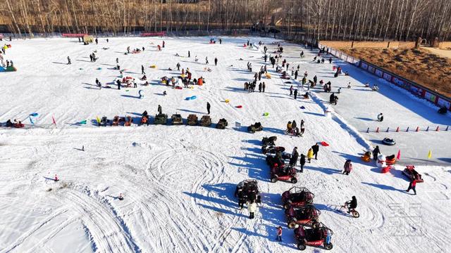 热雪沸腾，纵享丝滑！灵丘县门头水乡冰雪嘉年华第三季燃情启幕
