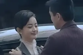 晚秋与余则成结为夫妻为何没有被怀疑？结尾隐藏更关键的历史背景图片