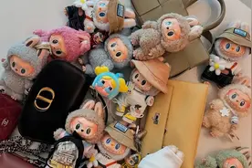 泰国公主拎爱马仕配Labubu！国产“Jellycat”，为什么火爆泰国？图片
