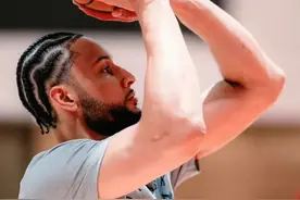 快船留下西蒙斯别有深意，早已预料遇到掘金，作用不在场上图片