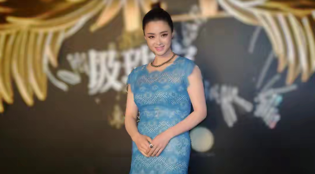 中国女星界丰满的天花板，美的理所当然，她们的身材简直太冒犯了