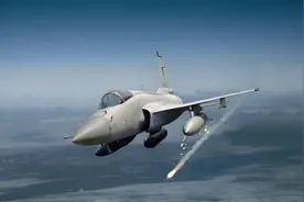 第4架阵风被击落，新德里传出爆炸？印度紧急发声：无意升级冲突图片