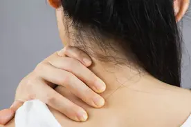 肝脏有癌，皮肤先知！身上出现这5个症状，可能是肝癌征兆！图片