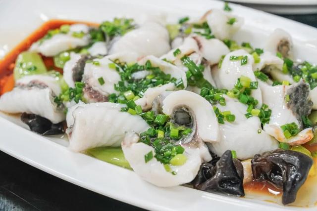 终于有人来说说这个有山有水的小城到底有多好吃了！