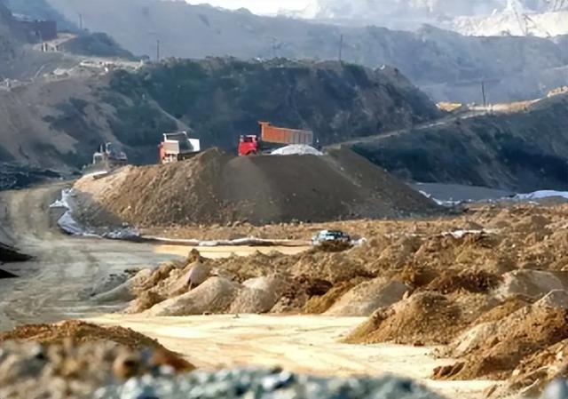 日本发现大型稀土矿，足够全人类使用730年，为什么迟迟不去开采
