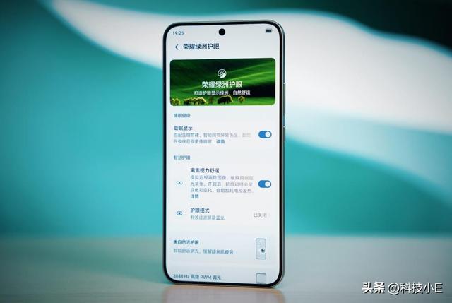 8月国补后，“销量暴涨”的3款超长续航手机，最大8300mAh电池