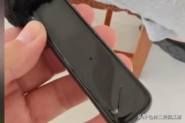 闹大了！采访遭殴打，设备被砸烂，人民日报点名，当事人发声