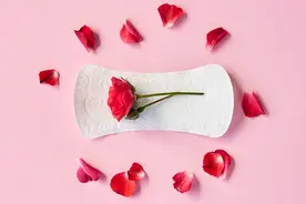 16款卫生巾口碑| 苏菲、护舒宝位列一二，一款曾经第一的产品排名垫底？图片