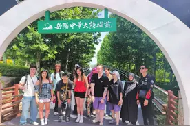 相约2025·共赴旅发盛会丨海外网红组团打卡，直呼“岳阳之美超乎想象”！图片