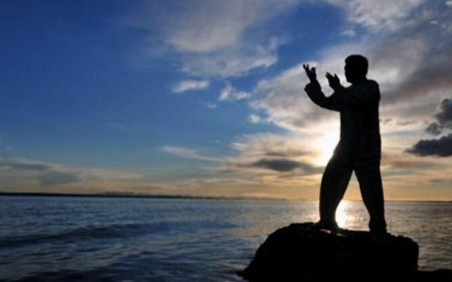 口中有此现象	，说明太极拳练的不错。不知道你有吗？