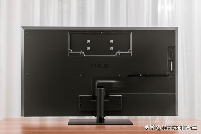 10平米全能空间大揭秘，LG OLED evo 4K 55G5智能电视补齐最后短板