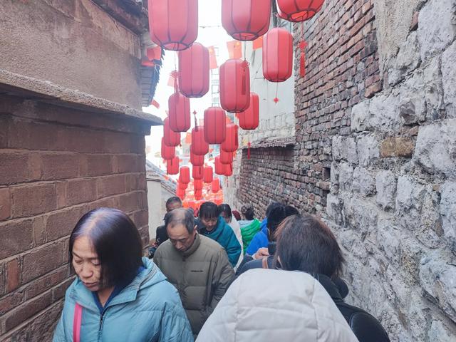 博山八陡老街，有不要钱的博山大锅菜