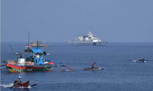 忍耐1天，解放军增兵南海，日本导弹覆盖北京，不准中国建保护区
