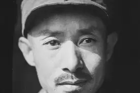 关向应：八路军第一二〇师政治委员图片