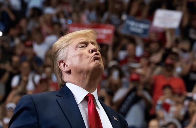 特朗普通告全球：180 天内必须对中国扳回一局，盟友不帮忙就加税