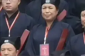 龙虎山赵姓黄袍天师？神秘东方力量让老外笑容逐渐消失，战战兢兢图片