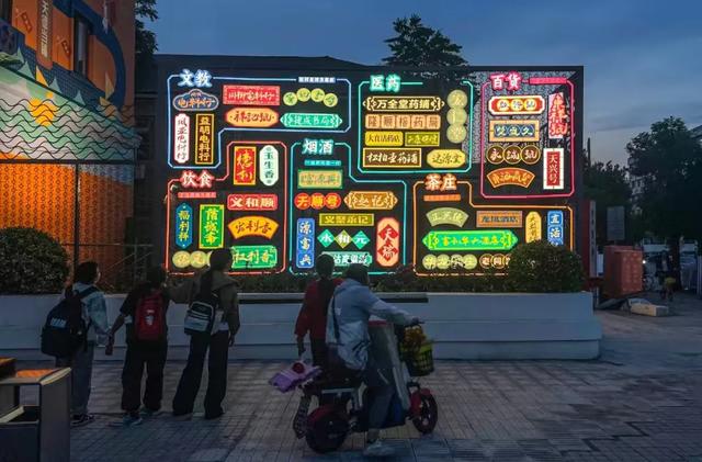 聚焦 | 丝带耀海河!绘就发展新画卷!