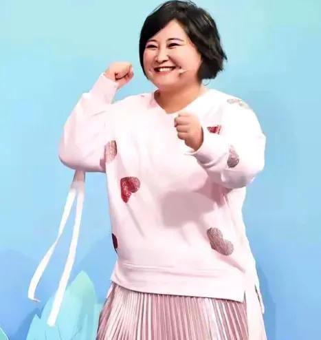 贾玲减肥成功后真的太漂亮了，要不好多人都说胖子都是潜力股！