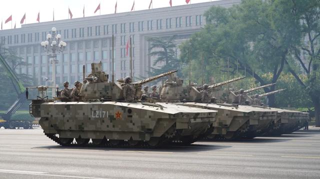 不装了！一口气看完九三大阅兵武器装备！谁说我们一个也不认识？