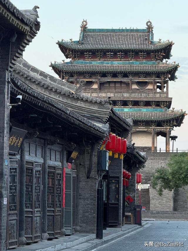 平遥晨记：在青石板的褶皱里，接住千年的第一缕光