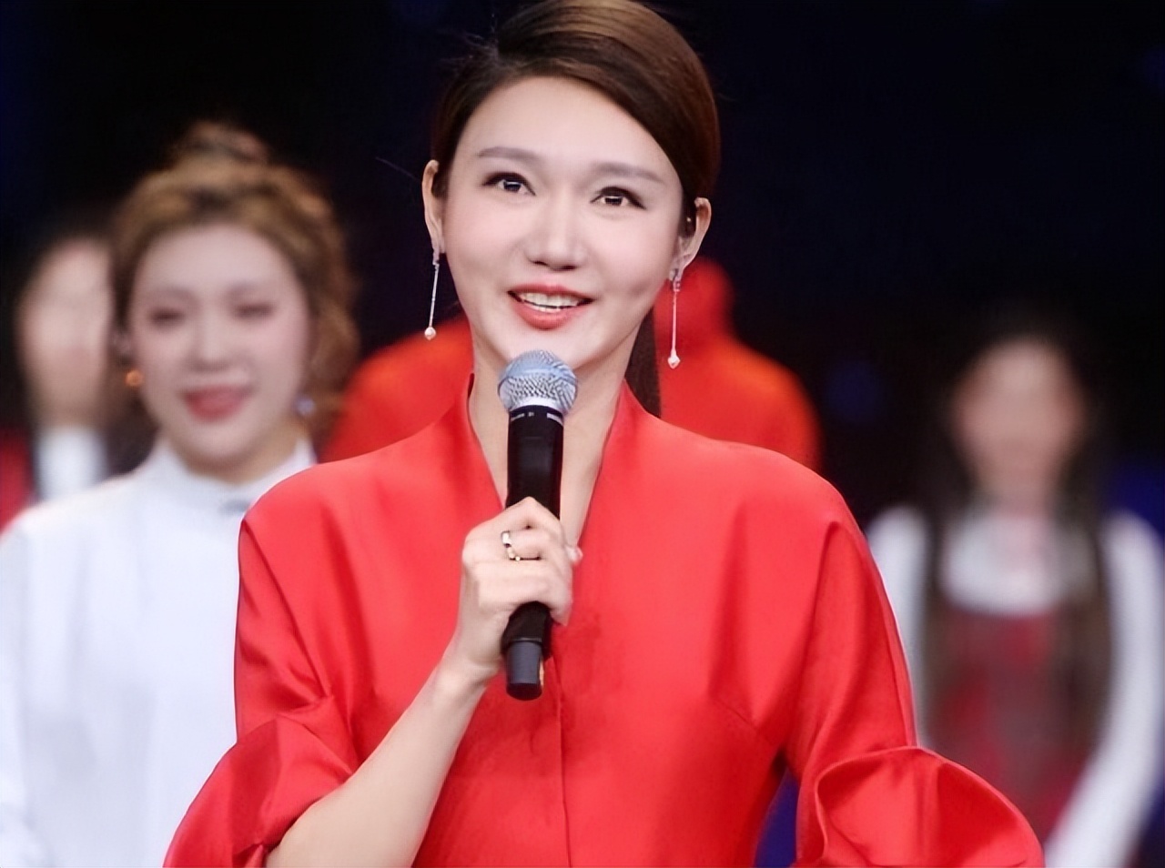 df8d549087034cc093d65ca8a8a7c2d2~tplv-tt-origin-web:gif.jpeg?_iz=58558&from=article.pc_detail&lk3s=953192f4&x-expires=1772077523&x-signature=qI%2BORTLzgEIRjvCrQyi6%2BOhNrsw%3D