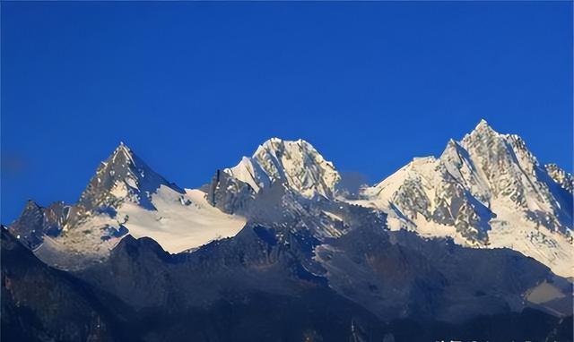 17名登山队员遇难，七年后日记中留下诡异话语：我们错了，救救我