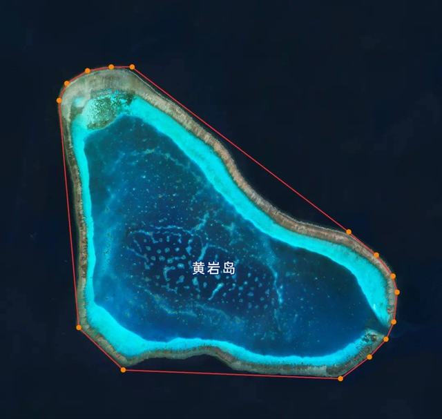 泪目！国庆当天，黄岩岛举行升旗仪式！海警巨舰就位，菲方不敢动
