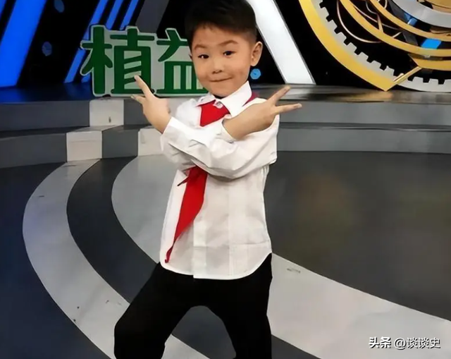 3岁上央视，5岁登春晚，7岁就年薪百万	，没想到现在却成了这样子