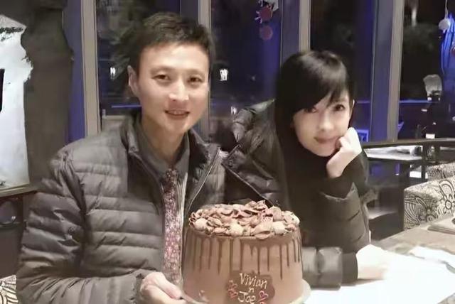 被戴8次绿帽子，后又捉奸在床，这就是我们“玉女”守卫的爱情？