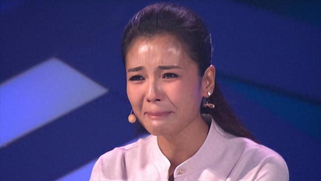 诈骗13.9亿、金条茅台垫桌腿，王丽坤"豪门"成噩梦 ，刘涛深受其害