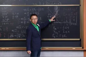 张朝阳直播讲解高考物理 山东、湖南卷压轴大题有多难图片